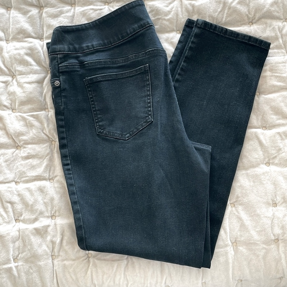 Chico’s So Slimming Jeans